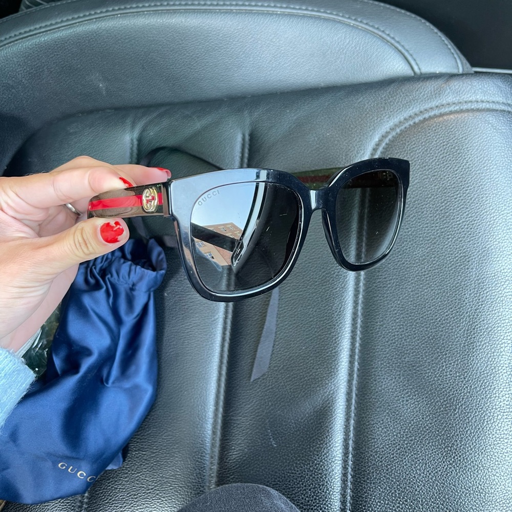 Black square Gucci sunglasses